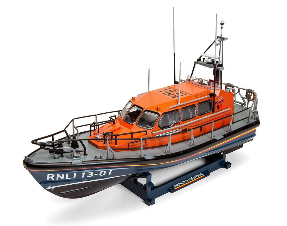 A55015 Airfix RNLI Shannon Class Lifeboat Starter Set 1:72
