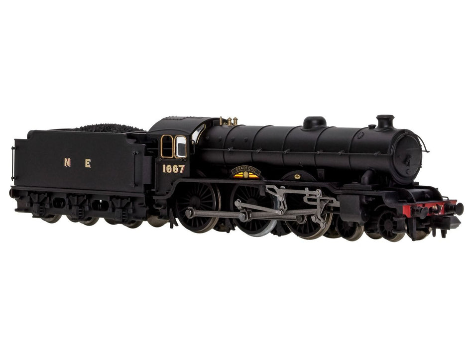 2S-020-005D Dapol B17 Steam Loco - 1667 Bradford