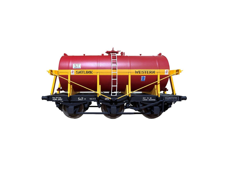 4F-031-151 Dapol 6 Wheel Milk Tank - Satlink Western