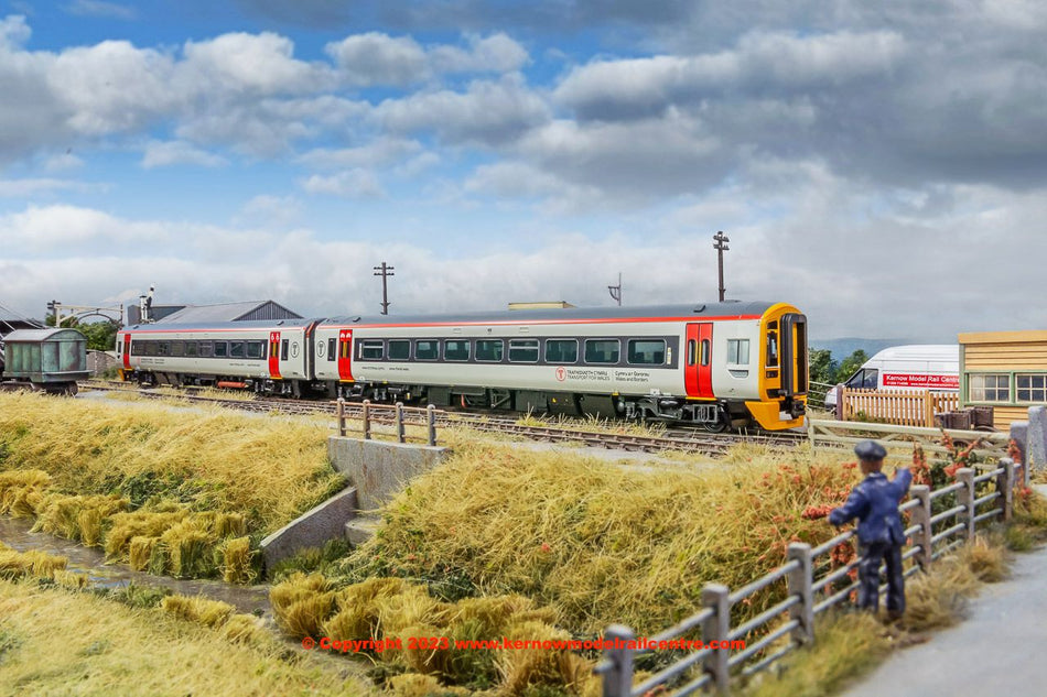 31-497SF Bachmann Class 158 2-Car DMU 158839 TfWales