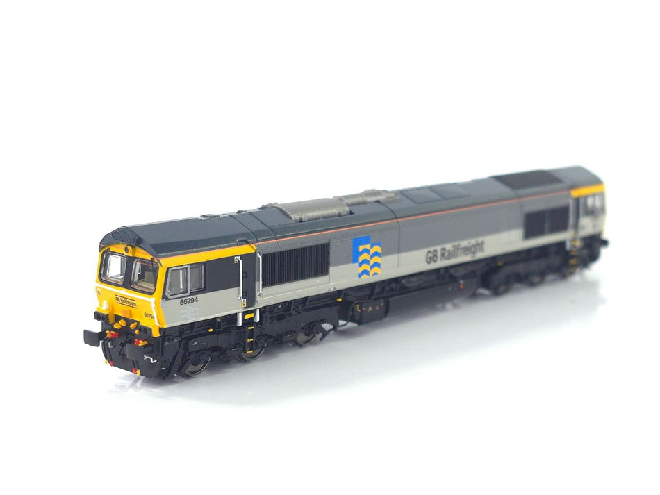 GM2210105 Dapol Class 66/7 Diesel Locomotive 66 794 Steve Hannan