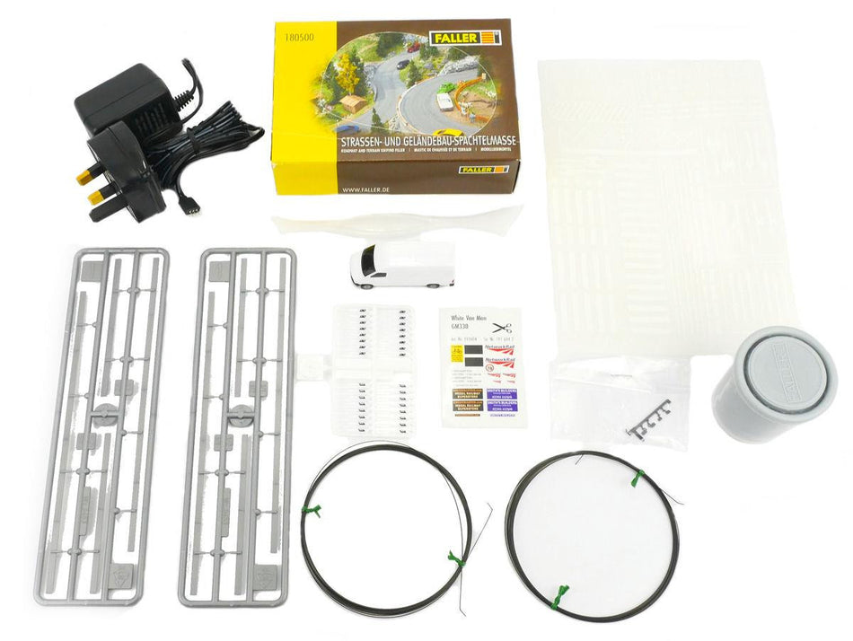 GM330 Gaugemaster White Van Man Car System Starter Set