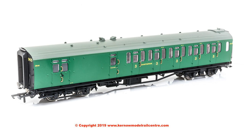 R4884A Hornby SR Bulleid 59ft Corridor Brake 3rd Coach 2846