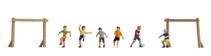 45817 Noch Children Playing Football (6) Figure Set