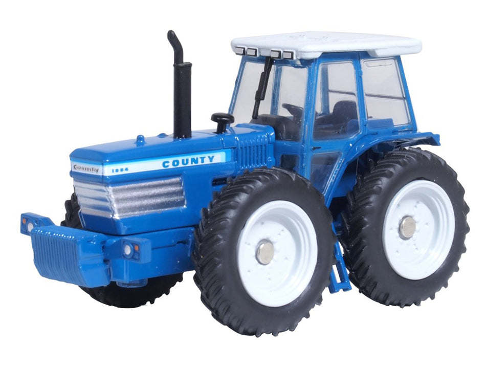 76FCT001 Oxford Diecast Ford County Tractor Blue