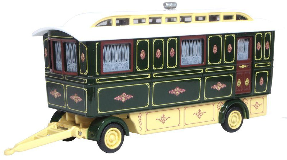 76SCV002 Oxford Diecast Showmans Caravan Green
