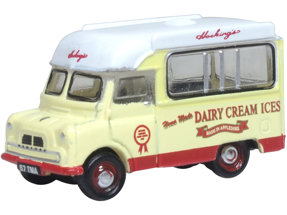 NCA030 Oxford Diecast Bedford CA Ice Cream Van Hockings