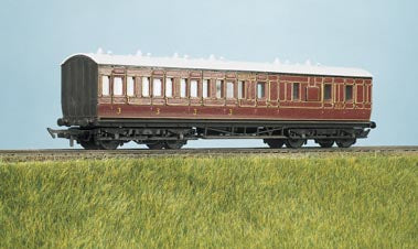 PC714 Parkside Suburban Brake 3rd Coach