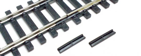 R920 Hornby Insulated Fishplates