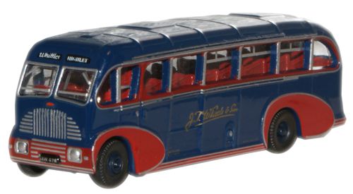 NBS004 Oxford Diecast Burlingham Sunsaloon Whittles Coaches