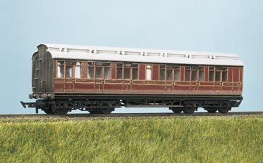 PC720 Parkside LMS Clerestory Compartment Coach kit
