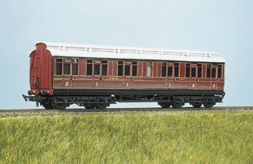 PC722 Parkside LMS Clerestory Compartment Coach kit