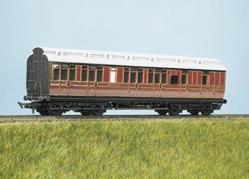 PC723 Parkside LMS Clerestory Compartment Brake Coach kit