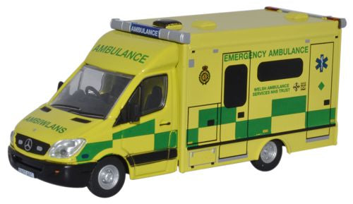 76MA001 Oxford Diecast Mercedes Modern Ambulance Wales