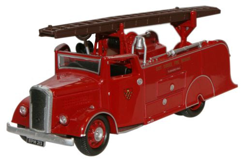 76DL4001 Oxford Diecast Dennis Light 4 East Sussex New World