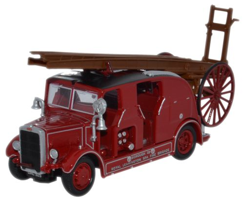 76LC003 Oxford Diecast Leyland Cub FK7 Leamington Fire Brigade