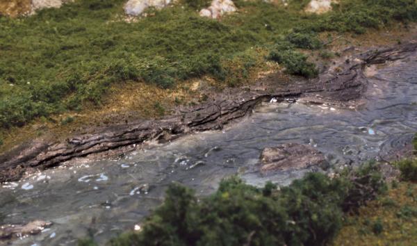 C1245 Woodland Scenics Rock Mold - Creek Bank