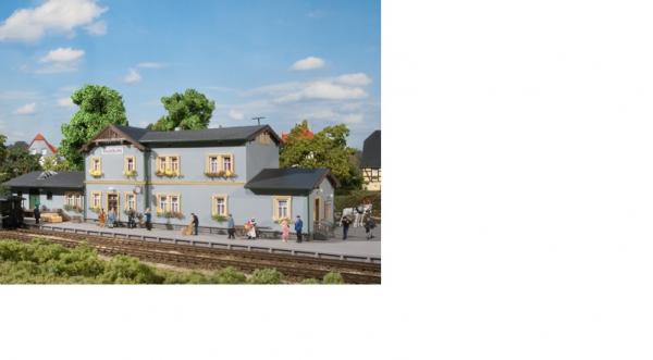 11329 Auhagen HO Station Radeburg