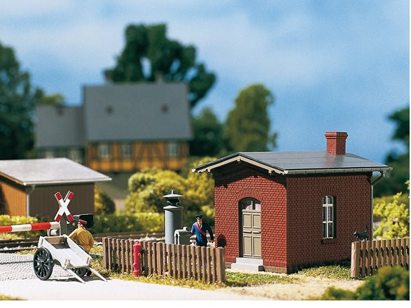 11382 Auhagen HO Track inspectors house