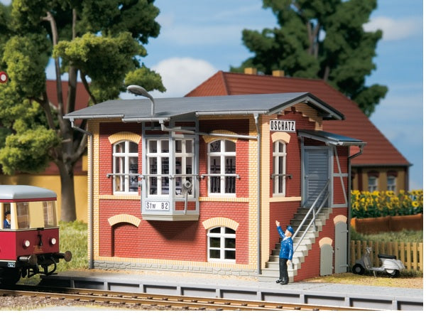 11411 Auhagen HO Oschatz signal box
