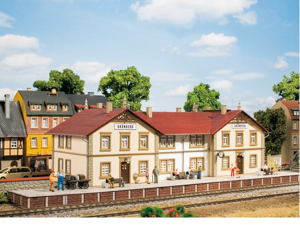 11413 Auhagen HO Grunberg station