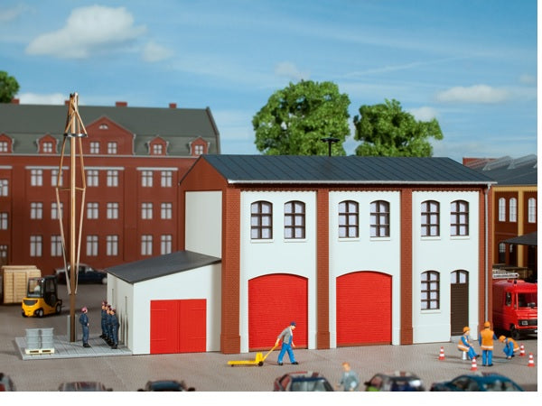 11426 Auhagen HO Factory fire department building