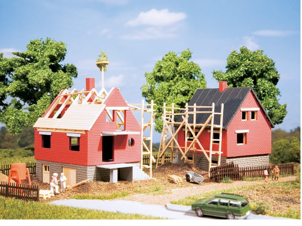 12215 Auhagen 1:100 2 Houses under construction