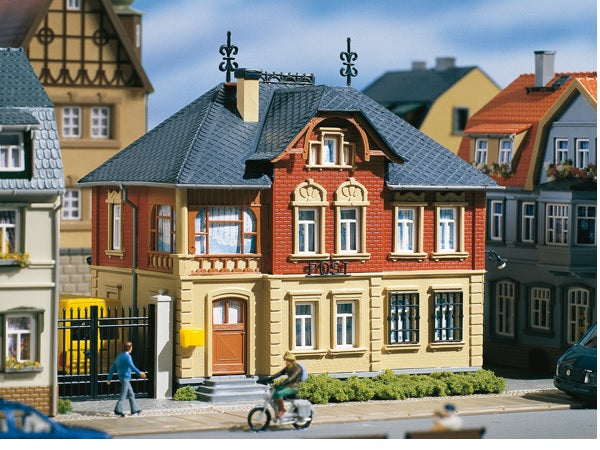 12240 Auhagen 1:100 Post office