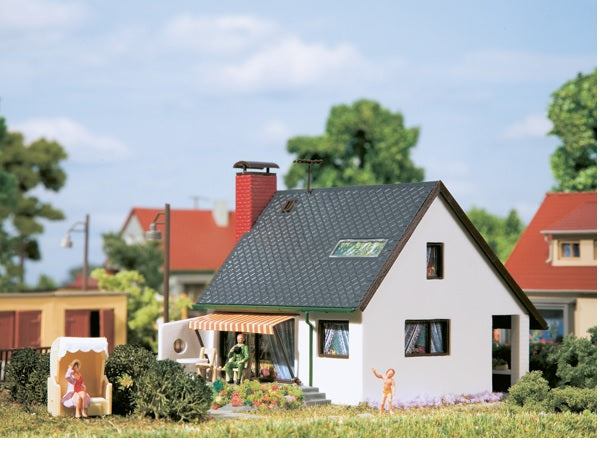12246 Auhagen 1:100 House Carmen