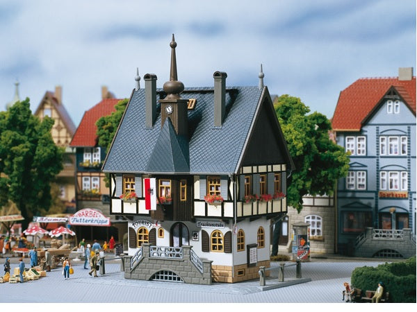 12350 Auhagen 1:100 Historic Town Hall