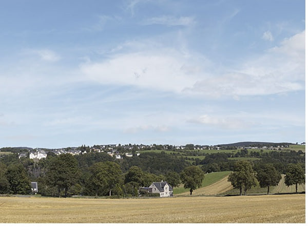 42513 Auhagen HO Countryside background 1