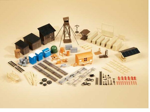 42652 Auhagen HO Variety of different accessories for layout Tre