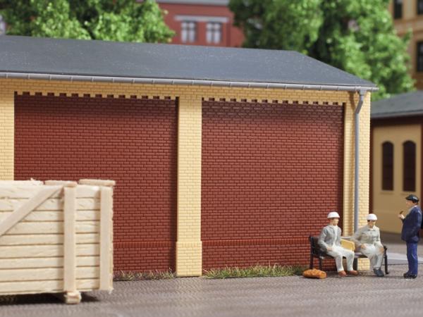 80411 Auhagen HO Pillars short and brick friezes yellow (28 pcs)