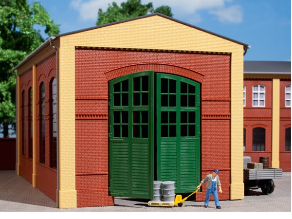 80505 Auhagen HO Brick walls with gates red (2pc)