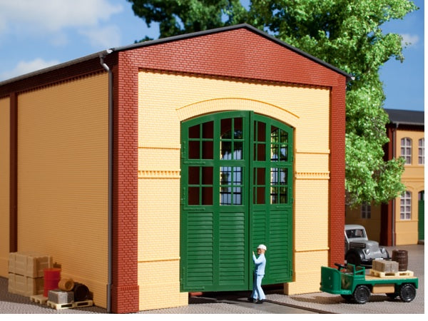 80605 Auhagen HO Brick walls with gates yellow (2pc)