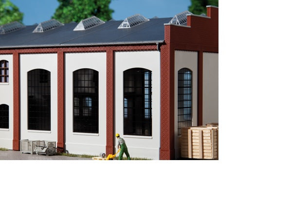 80709 Auhagen HO Walls with industrial windows plastered (4pc)