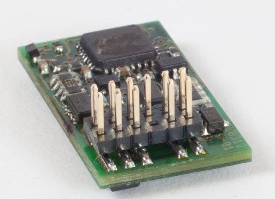 10312 Lenz Silver PluX12 0.75A NEM653 Plug with 4 Function