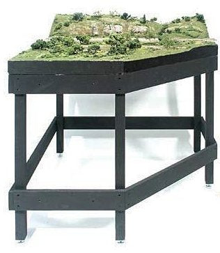 ST4791 Woodland Scenics Mod-U-Rail Stand for Corner Module