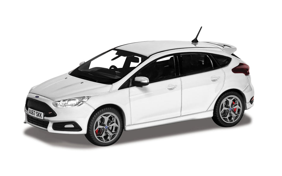 VA15309 Corgi Vanguards Ford Focus Mk3 ST - Frozen White