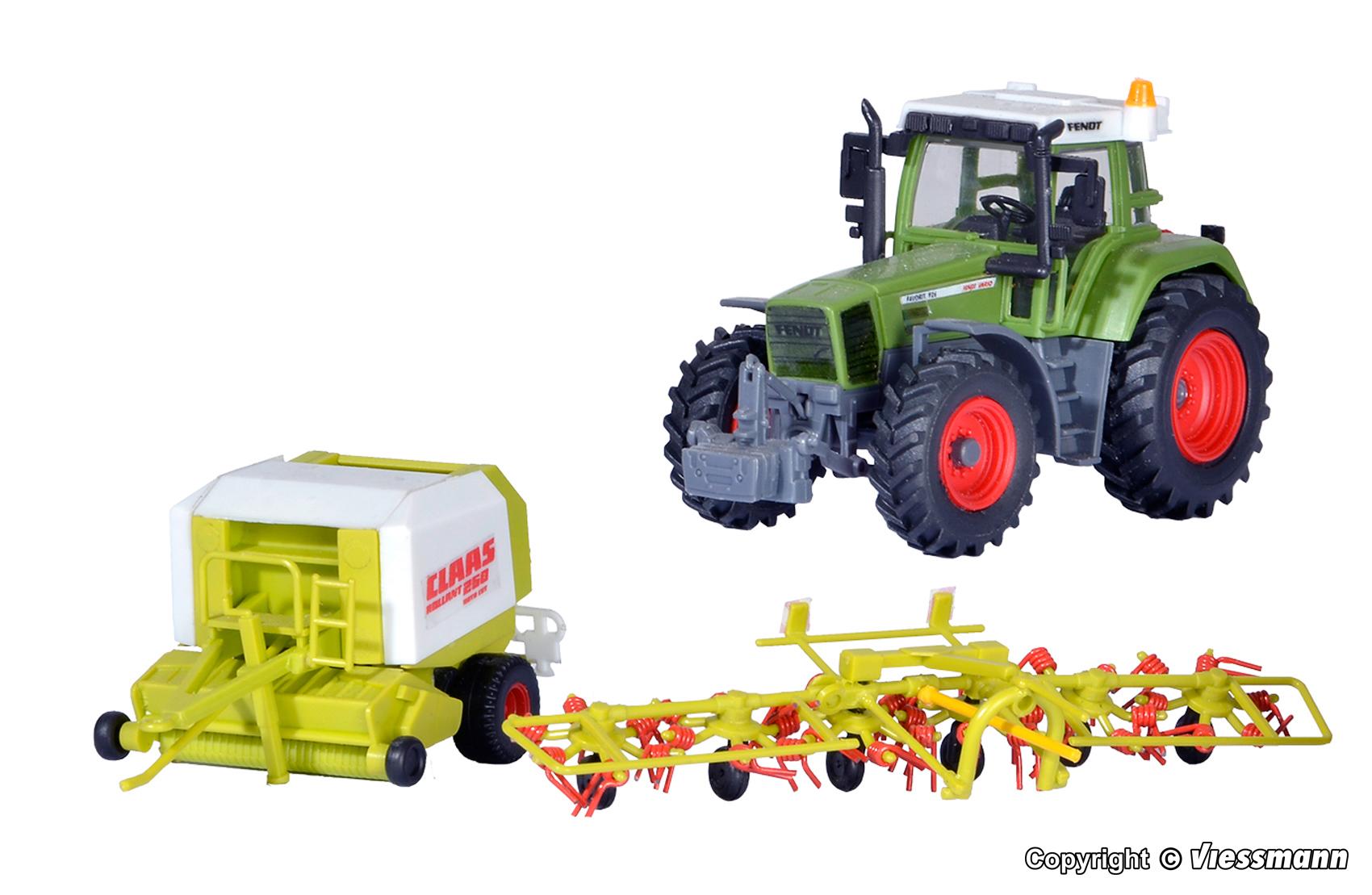 12233 Kibri H0 CLAAS Set FENDT tractor with bailer & hay rake
