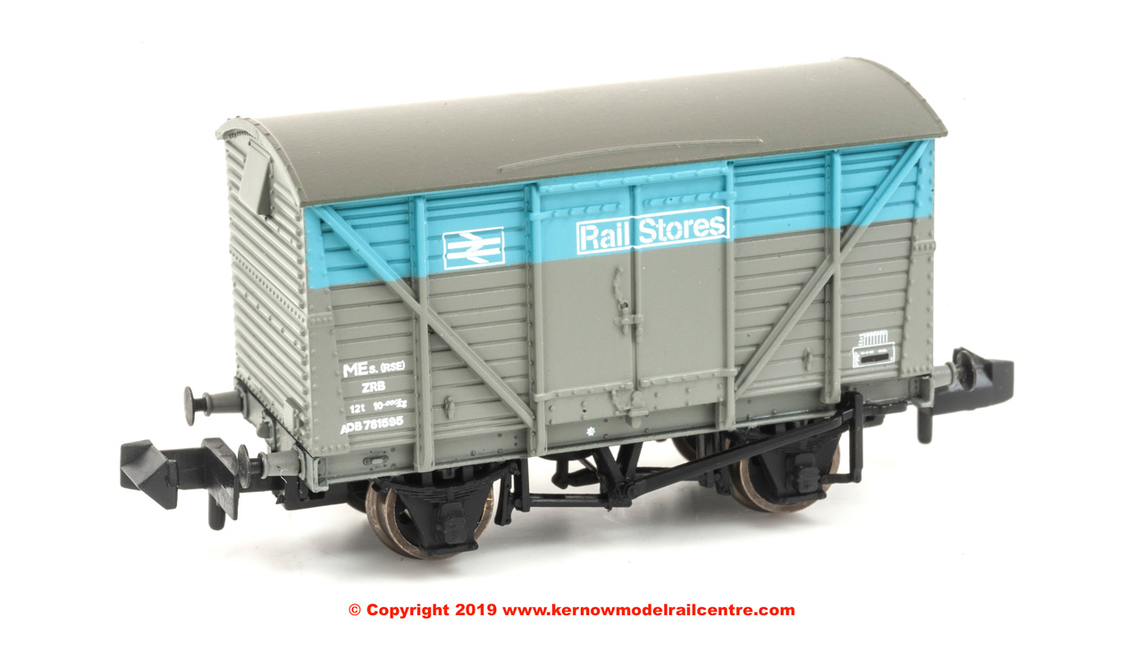 377-629 WSL Graham Farish BR 12T Ventilated Van Plywood Doors Image