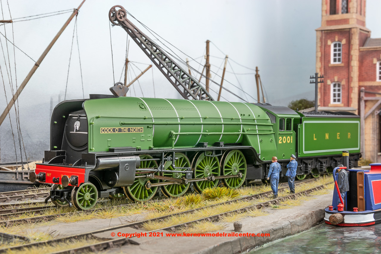 R3171 Hornby Railroad LNER Class P2 Steam Loco 2001 Image