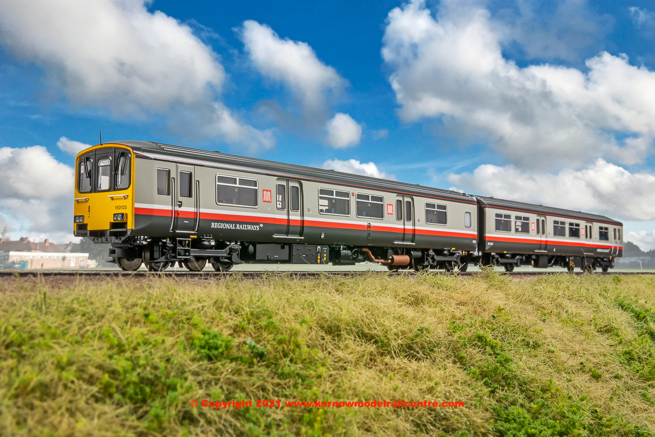 32-930SF Bachmann Class 150 2 Car Sprinter DMU GMPTE Image