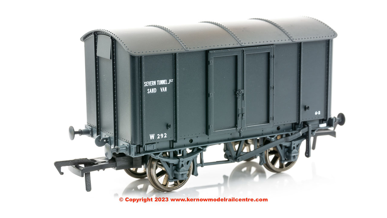 Iron Mink No W292 BR Grey Sand Van (Severn Tunnel Junction) Iron Mink No W292 BR Grey Sand Van (Severn Tunnel Junction)