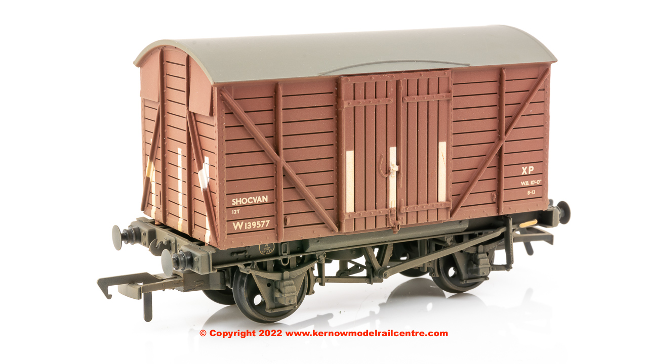GWR 12 Ton Shock Van Planked Ends GWR GWR 12 Ton Shock Van Planked Ends GWR