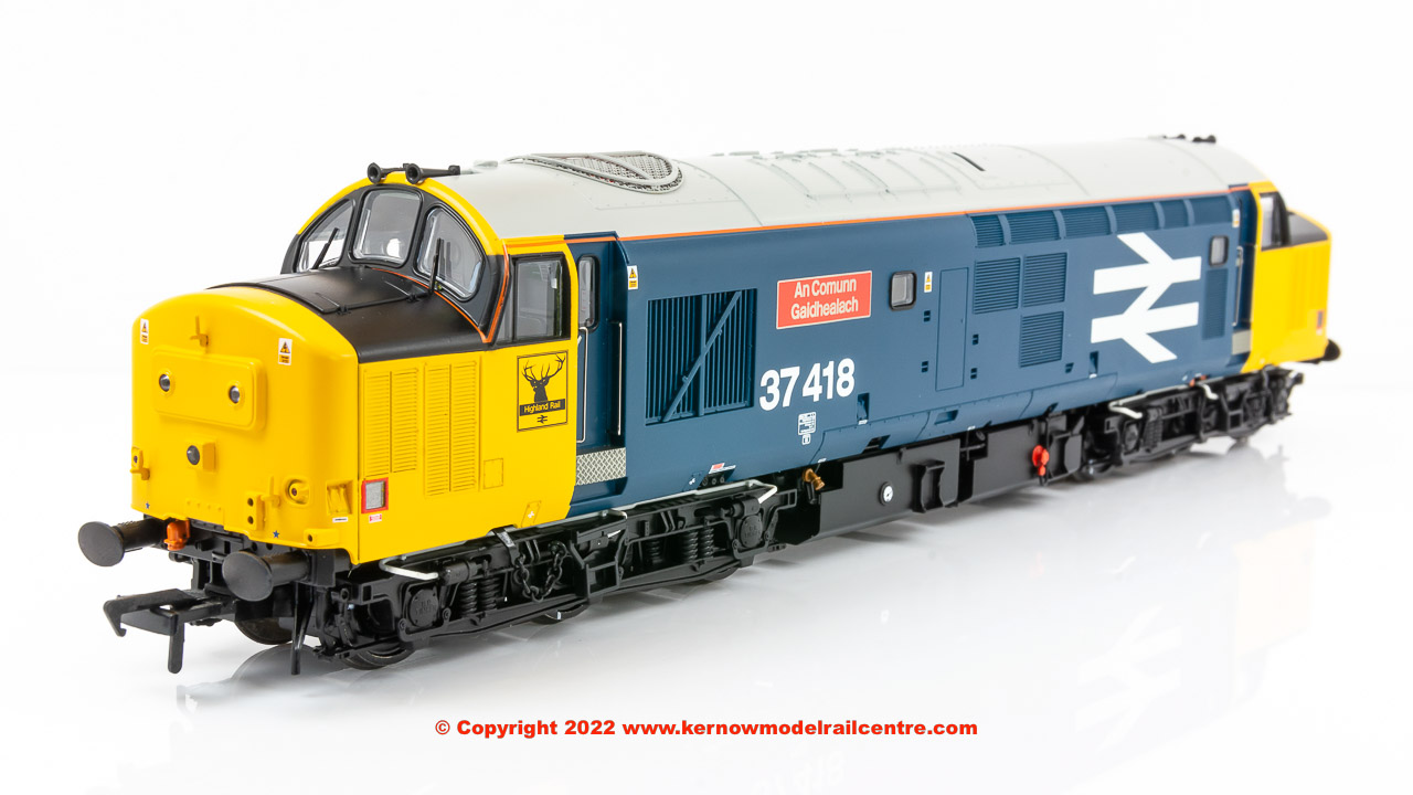 35-335Z Bachmann Class 37 418 ‘An Comunn Gaidhealach’ in BR Large Logo livery.