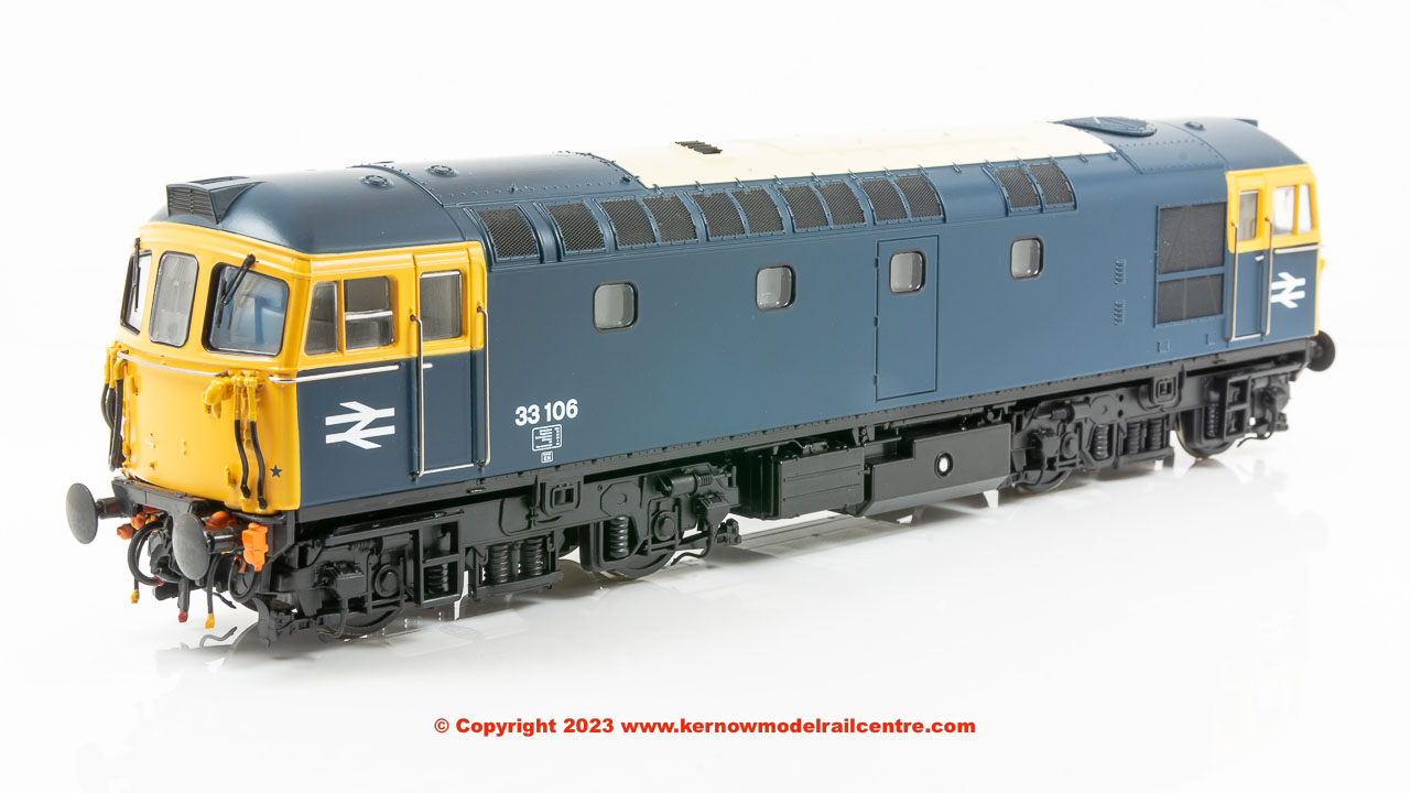 3373 Heljan Class 33/1 Diesel Locomotive number 33 106 BR Blue