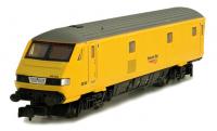 2D-017-004 Dapol Driving Van Trailer number 82124 in Network Rail Yellow livery