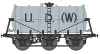 2F-031-030 Dapol 6 Wheel Milk Tanker United Dairies Wholesale (UDW) 2011