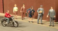 33151 Bachmann O Scale Scenescapes Figures City People with Vehicle (7 pc).
